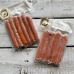 saucisse  hot dog de porc mangalitsa fumée au bois d'érable (2 paquets), votre panier , maturin.ca, épiceries, épicerie en ligne, fine, bio, commande en ligne, livraison à domicile, alimentation, producteur, consommateur, quebec, canada