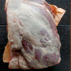 épaule d'agneau avec os, votre panier , maturin.ca, épiceries, épicerie en ligne, fine, bio, commande en ligne, livraison à domicile, alimentation, producteur, consommateur, quebec, canada