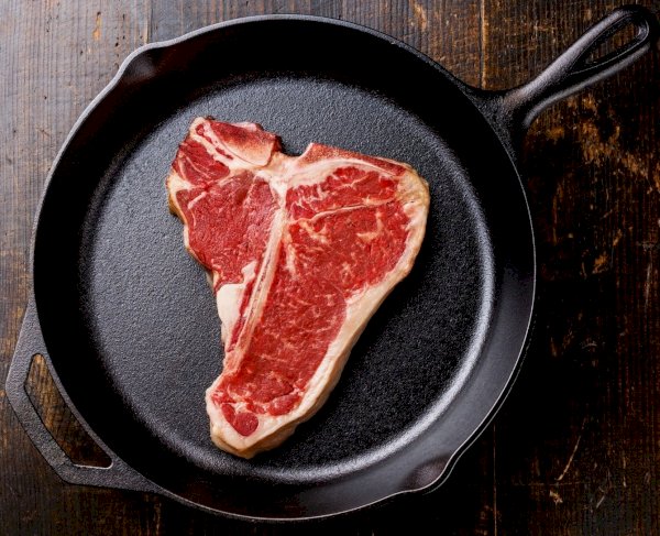 t-bone angus, nourri à l'herbe , pâturages du lac brome | maturin.ca, maturin, épicerie en ligne, commande en ligne, livraison à domicile, alimentation, producteur, quebec, canada