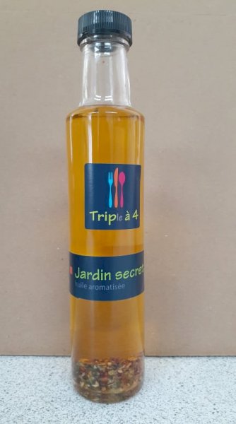 huile aromatisée, jardin secret ( légumes et ail) , triple à 4 | maturin.ca, maturin, épicerie en ligne, commande en ligne, livraison à domicile, alimentation, producteur, quebec, canada