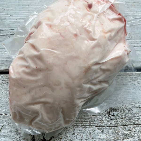 bajoue de porc mangalitsa entière nature, mangalitsa porc-joli , mangalitsa porc joli | maturin.ca, maturin, épicerie en ligne, commande en ligne, livraison à domicile, alimentation, producteur, quebec, canada