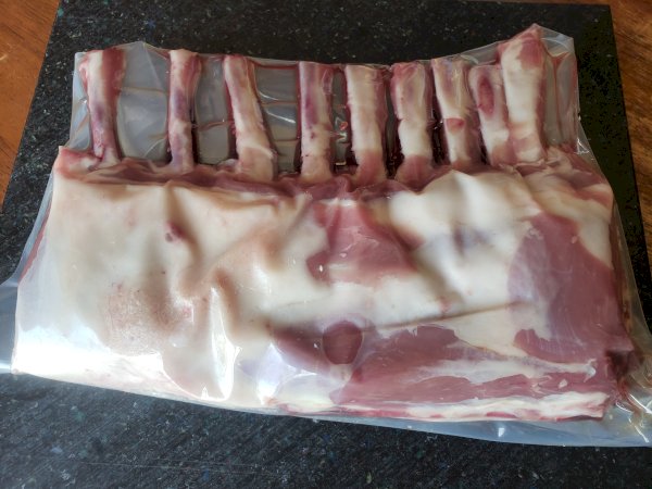 carrés d'agneau (8-10 côtes), , ferme maui | maturin.ca, maturin, épicerie en ligne, commande en ligne, livraison à domicile, alimentation, producteur, quebec, canada
